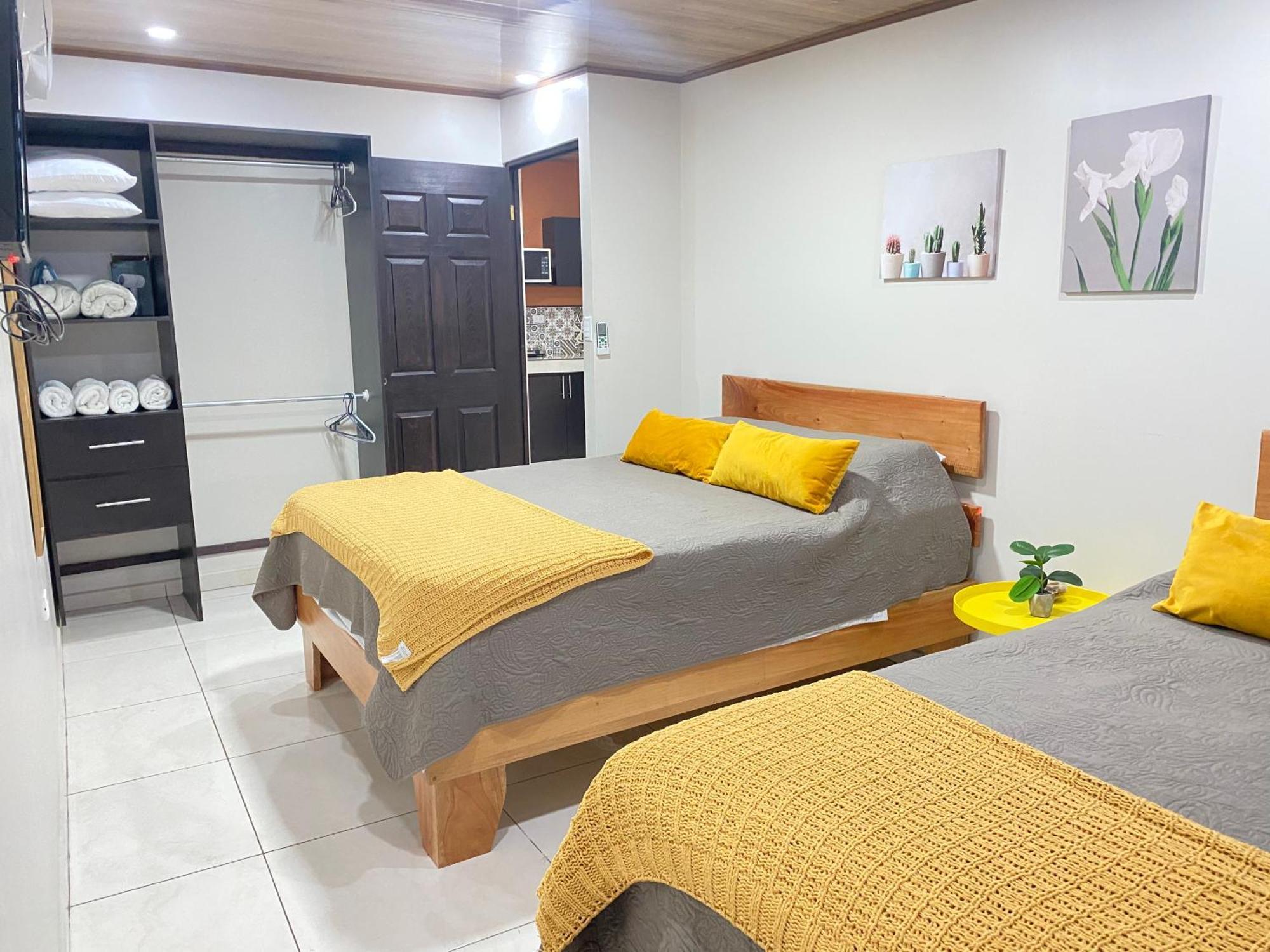 Pura Vida Apartment. 5 Min From Airport Alajuela Dış mekan fotoğraf